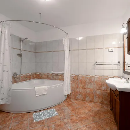 Villa Krculi Zminj